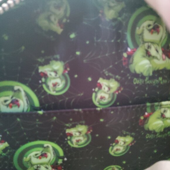NIGHTMARE BEFORE CHRISTMAS  OOGIE BOOGIE GLOWS  BACKPACK CROSSBODY RETIRED NWT - Picture 7 of 12